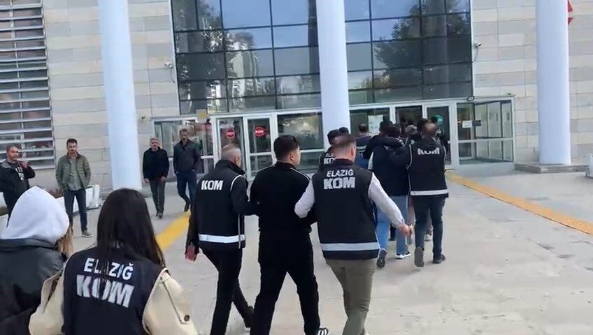 Elazığ’da polis, suç örgütüne karışan 11 kişiyi gözaltına aldı. Emniyet