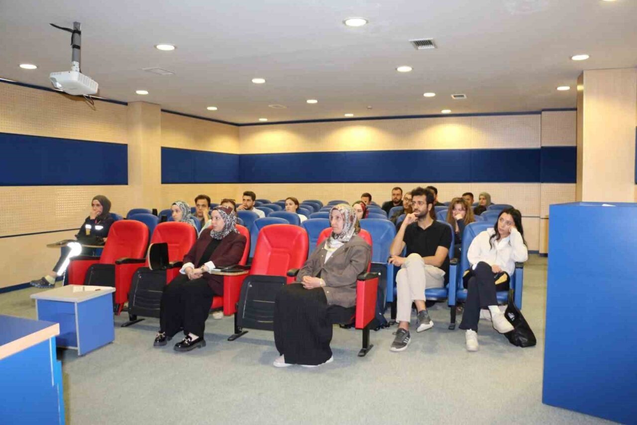 Elazığ İl Sağlık Müdürlüğü, 112 Ambulans Servisi'nde işe başlayan yeni