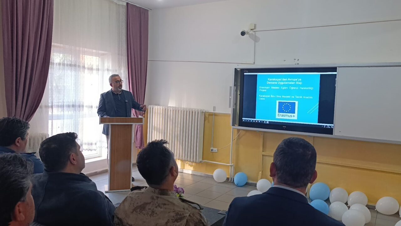 Karakoçan’da “Demans Uygulamaları Stajı” Projesinin Tanıtımı Yapıldı: 28 Öğrenci Avrupa’da Staj İmkanı Bulacak