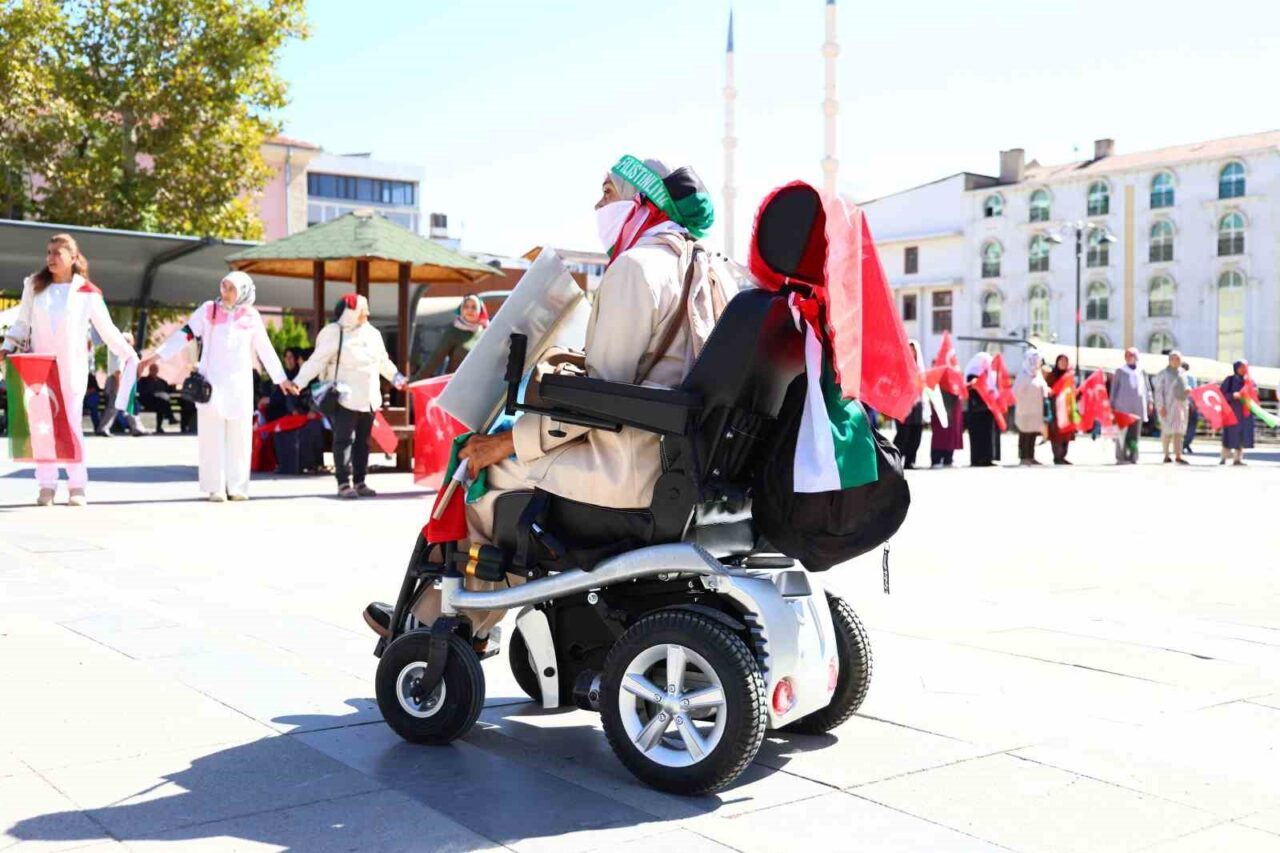 AK Parti Elazığ Kadın Kolları, Gazze'ye destek amacıyla 15 Temmuz
