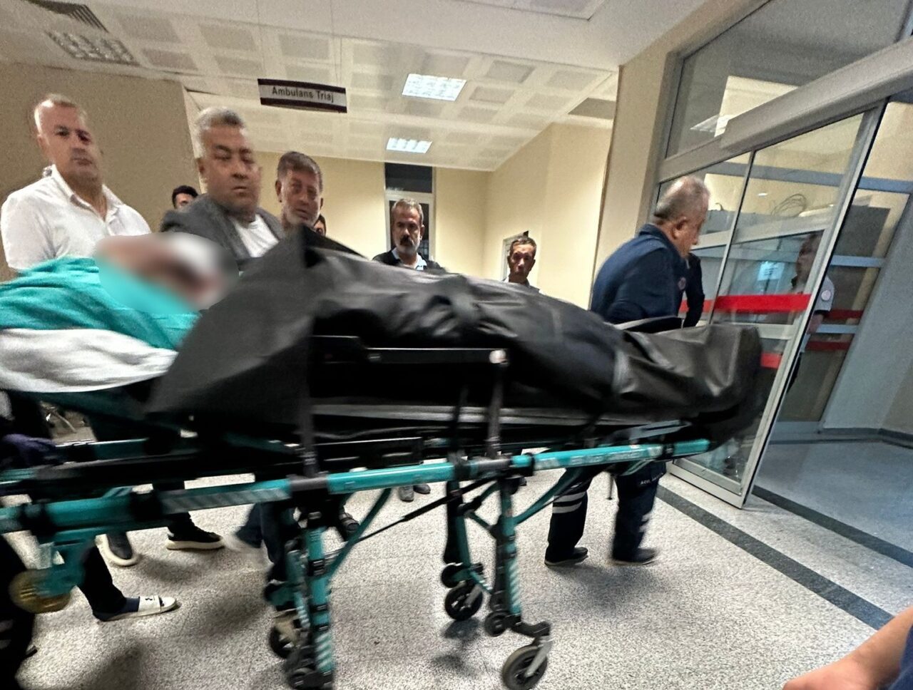 Adıyaman’da Beton Dökümü Sırasında Elektrik Akımına Kapılan İşçi Hayat Tehlikesiyle Karşı Karşıya