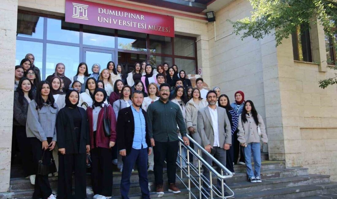 Kütahya Dumlupınar Üniversitesi, ilçelerdeki öğrencilerine yönelik tanıtım etkinlikleri düzenleyerek Emet