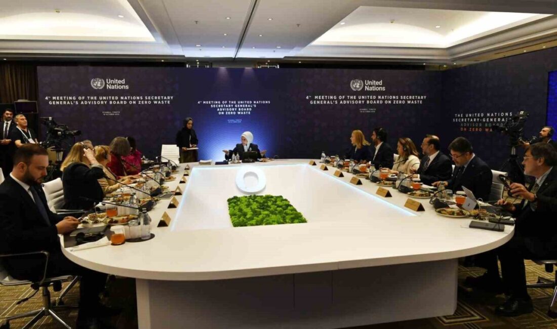 Emine Erdoğan: “Sıfır Atık Hareketi, 21. Yüzyılın En Önemli İyilik Çabasıdır” Emine Erdoğan, Sıfır Atık Hareketi'ni 21. yüzyılın en büyük iyilik