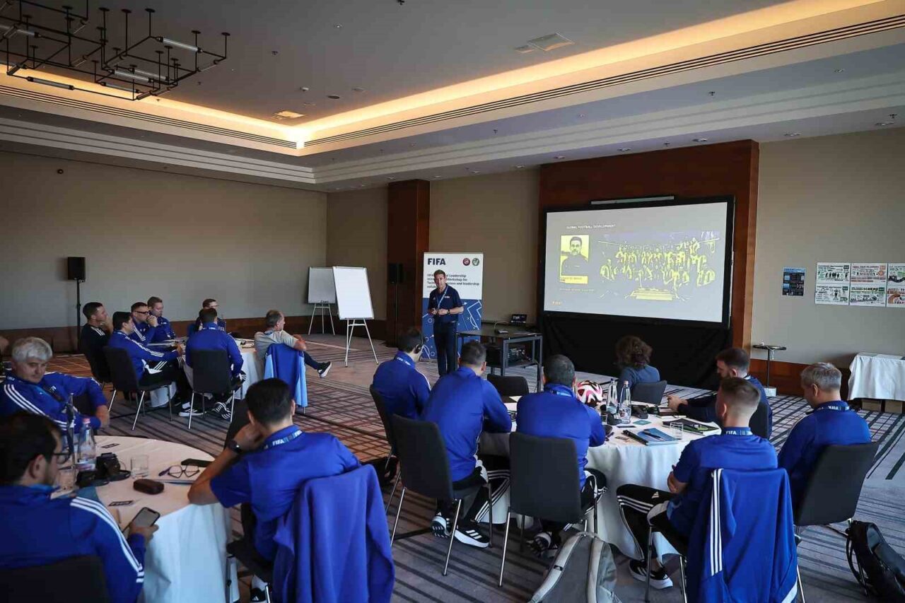 Türkiye Futbol Federasyonu Futbol Gelişim Direktörü Emrah Bayraktar, FIFA ve