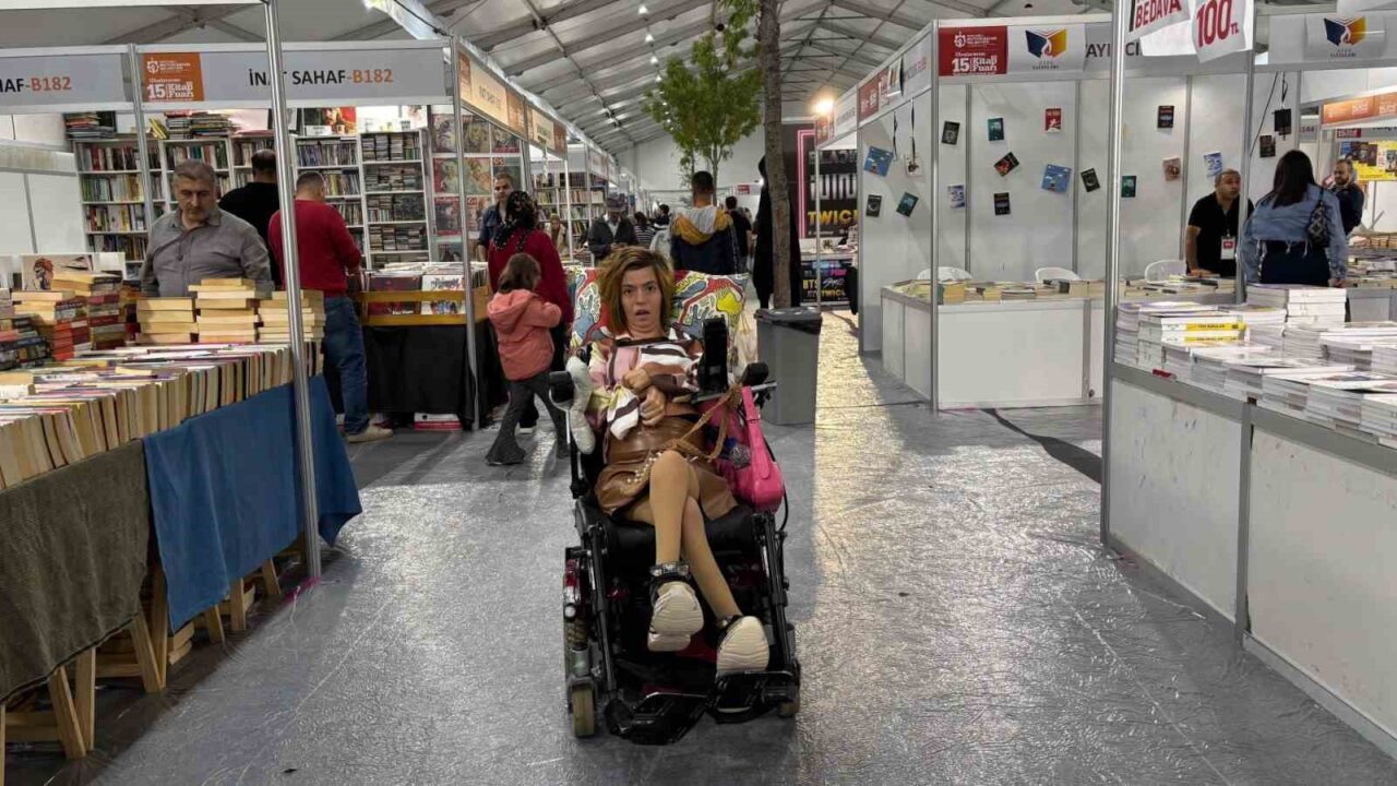 Kocaeli’deki "Engelsiz Taksi" hizmeti, 15. Kitap Fuarı’na katılmak isteyen engelli