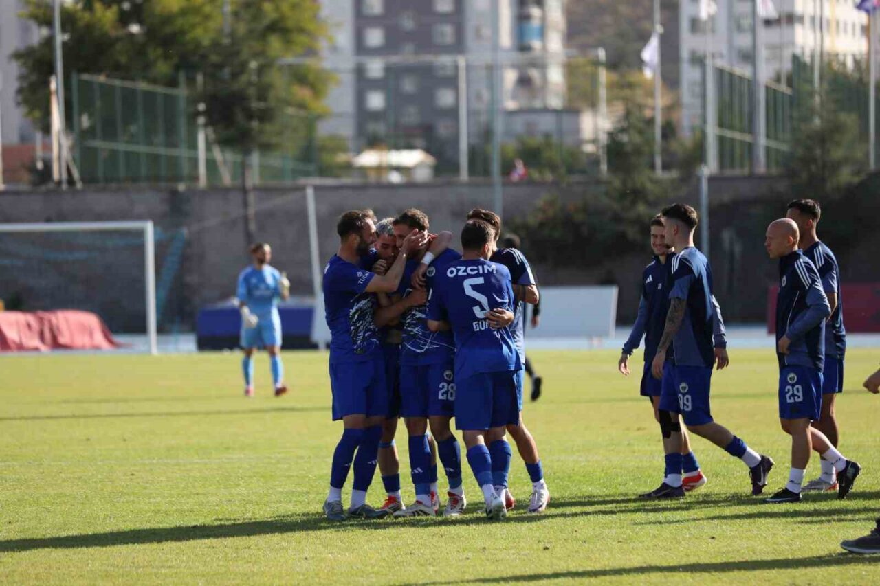 Erciyes 38 FK, Suvermez Kapadokyaspor’u 3-0 Geçerek 3 Puanı Kapdı, Üç Oyuncu İlk Golleriyle Sevinç Yaşadı