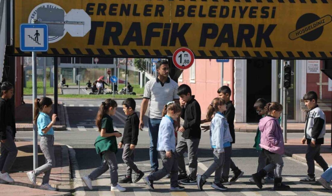 Erenler Belediyesi Trafik Parkı, Çocuklar İçin Eğitici ve Eğlenceli Deneyimler Sunmaya Devam Ediyor Erenler Belediyesi Trafik Parkı, çocuklara temel trafik kurallarını eğlenceli bir