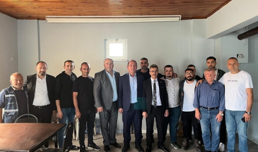 Erenler’de Gençlik Merkezleri Projesi Kapsamında Hasanbey Mahallesi’nde Yeni Bir Merkez Kuruluyor Erenler Belediye Başkanı Şenol Dinç, Hasanbey Mahallesi'ndeki Gençlik Merkezi çalışmalarını