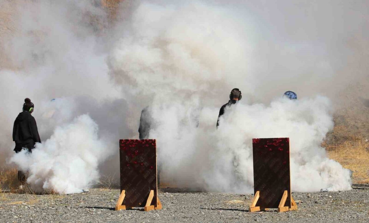 Erzincan'da, İl Emniyet Müdürlüğü Eğitim Şube Müdürlüğü tarafından düzenlenen uygulamalı