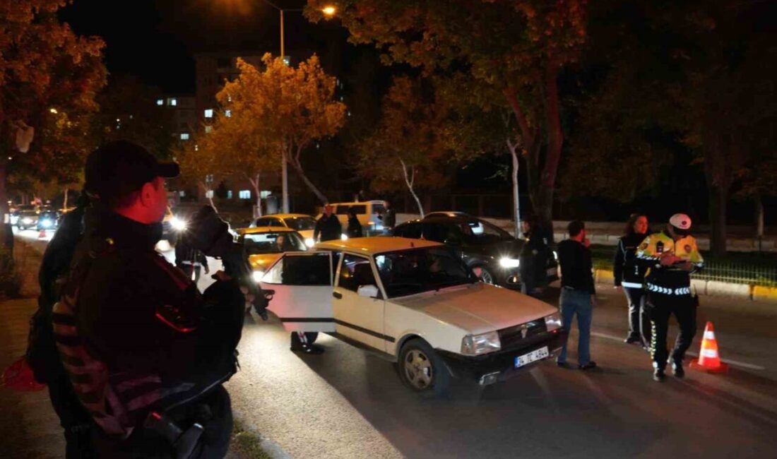 Erzurum Emniyet Müdürü Onur Karaburun'un katılımıyla Mahallebaşı Semti'nde yapılan narko
