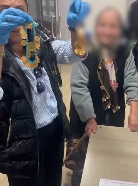 Esenyurt'ta dilencilik yapan yaşlı bir kadının üzerinden 67 çeyrek altın