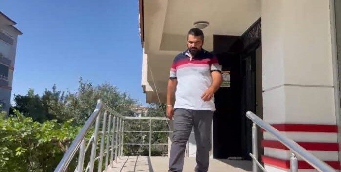 Malatya'da yaşayan Samet Güler, eşi Dilek Güler'in teşvikiyle Yeşilyurt Çarmuzu