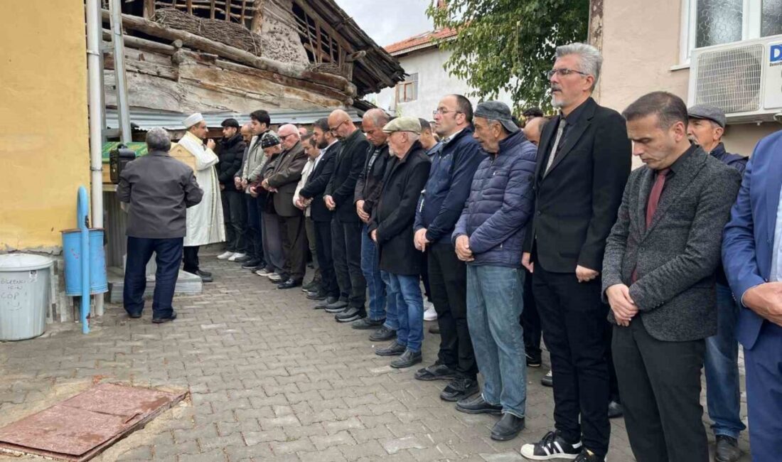 Çankırı’da Eski Eşi Tarafından Bıçaklanarak Öldürülen İlknur Kertlez Son Yolculuğuna Uğurlandı Çankırı'da İlknur Kertlez, eski eşi Selami Y. tarafından bıçaklanarak hayatını