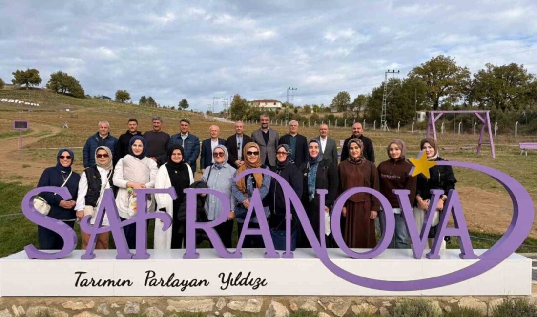 Mehdi Eker, Safranbolu’da Saferan Hasadına Katıldı ve Projeler Hakkında Bilgilendirme Aldı Eski Gıda, Tarım ve Hayvancılık Bakanı Mehdi Eker, Karabük’ün Safranbolu