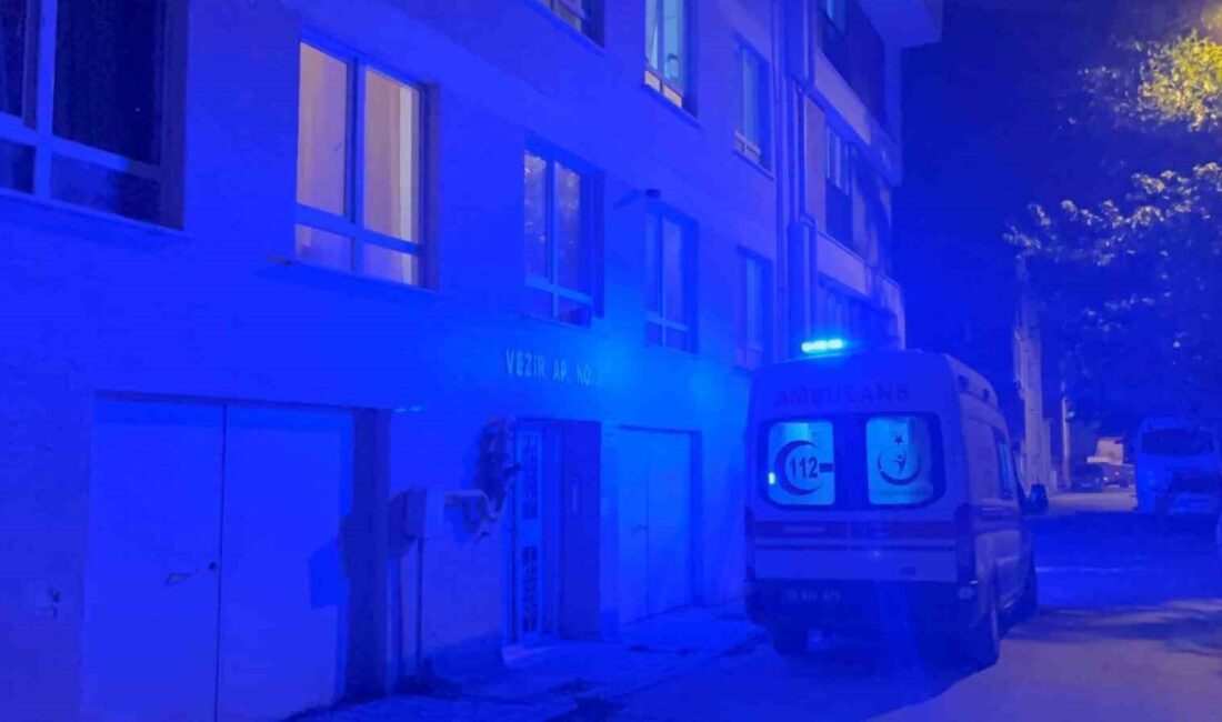 Eskişehir'de yalnız yaşayan İ.D., Sütlüce Mahallesi'ndeki evinde ölü bulundu. Yakınları
