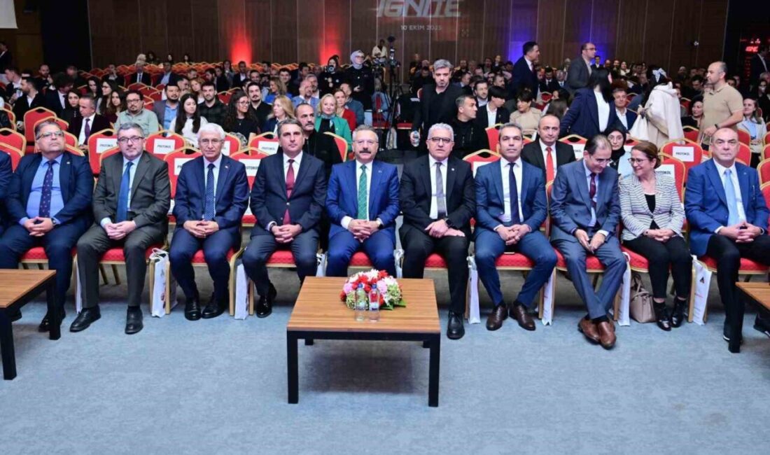 Eskişehir Valisi Hüseyin Aksoy, bu yıl üçüncüsü düzenlenen "ETGB Zirvesi