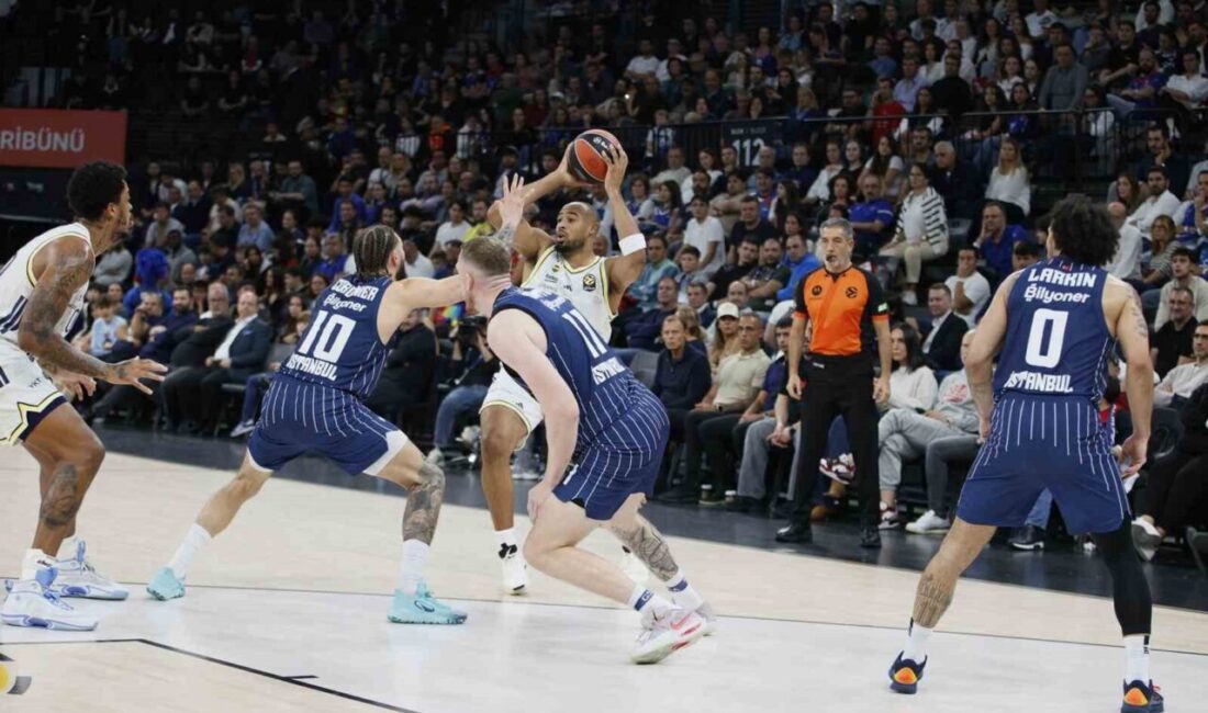 Fenerbahçe Beko, Euroleague’de A. Efes’i Deplasmanda Yenerek Önemli Bir Galibiyet Elde Etti Fenerbahçe Beko, Euroleague'in 6. haftasında deplasmandaki A. Efes'i 79-69 yenerek