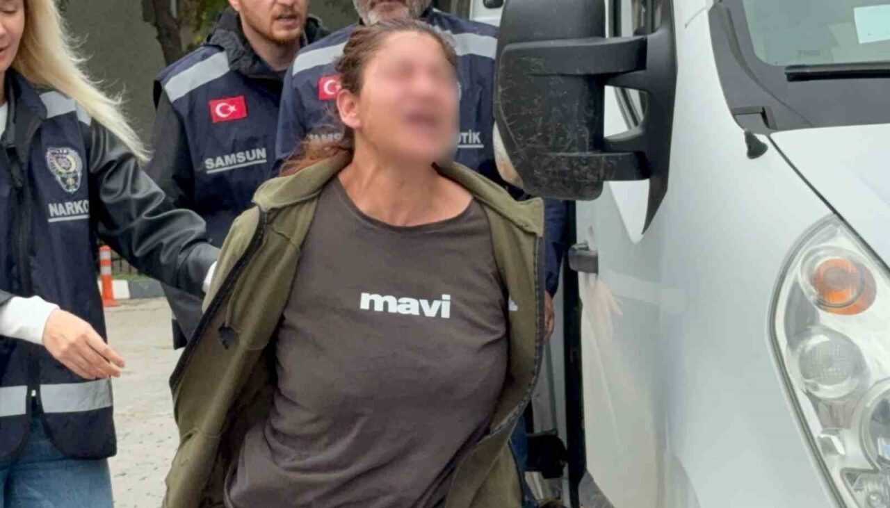 Samsun'un Canik ilçesinde, 49 yaşındaki N.E.'nin evinde yapılan aramada 80,76