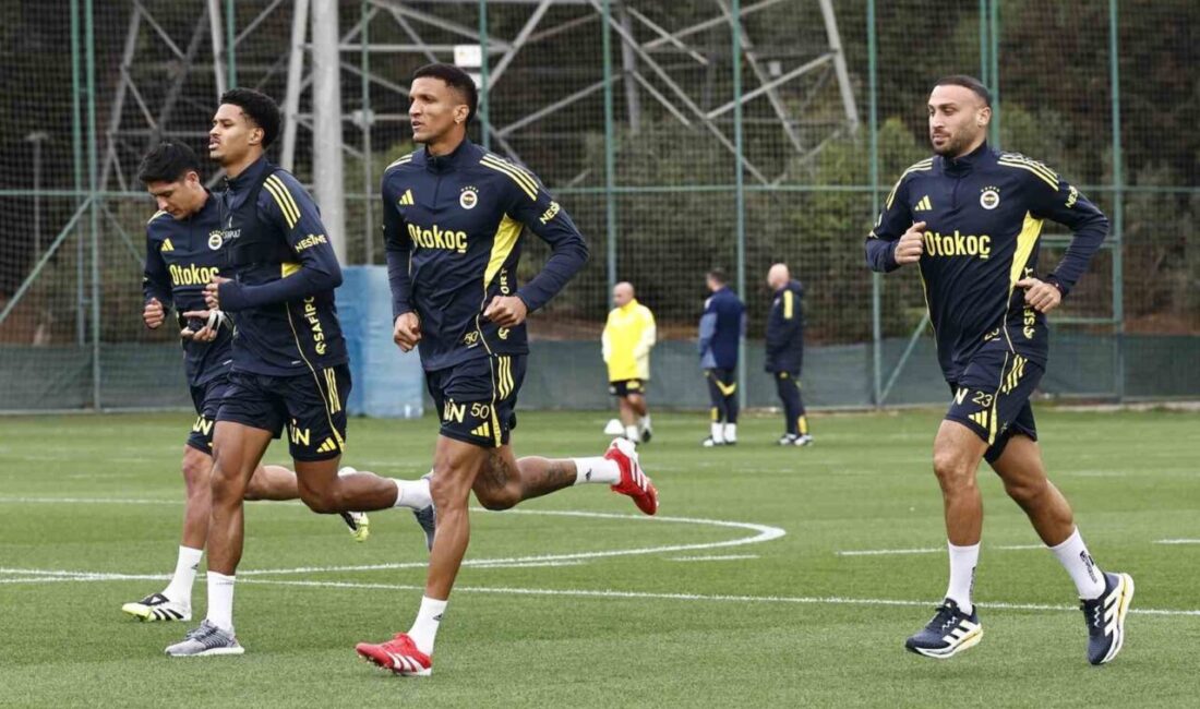 Fenerbahçe, Trendyol Süper Lig'deki Fatih Karagümrük maçı için hazırlıklarını Can