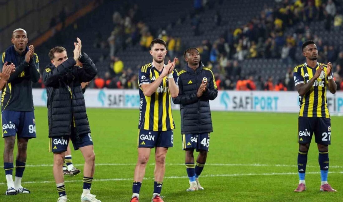 Fenerbahçe, Trendyol Süper Lig'in 9. haftasında Fatih Karagümrük'ü 2-1 mağlup