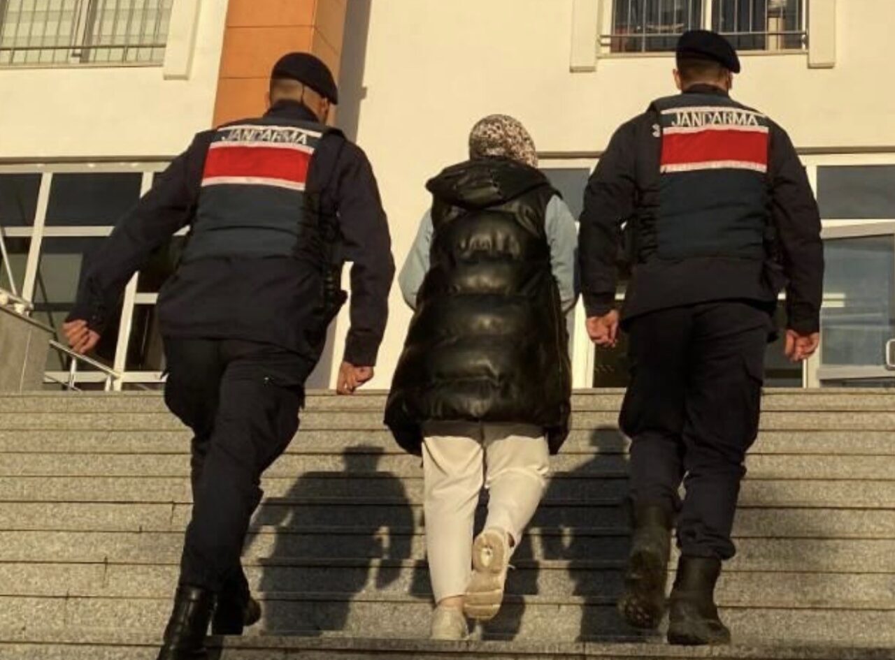 Samsun'un Çarşamba ilçesinde, "FETÖ/PDY silahlı terör örgütüne üye olma" suçundan