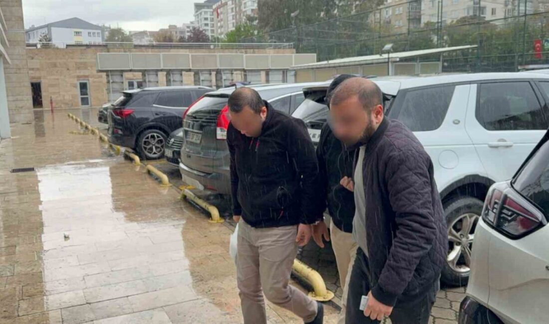 Samsun’da FETÖ’nün Mahrem Yapılanmasına Operasyon: Gözaltındaki 2 Şüpheli Daha Adliyeye Sevk Edildi Samsun'da FETÖ'nün askeri ve öğrenci mahrem yapılanmasına yönelik soruşturmayı sürdüren