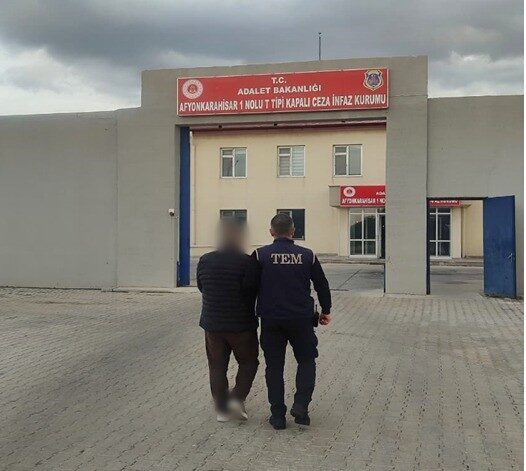 Afyonkarahisar'da FETÖ'ye yönelik operasyonda 6 yıl 3 ay hapis cezası