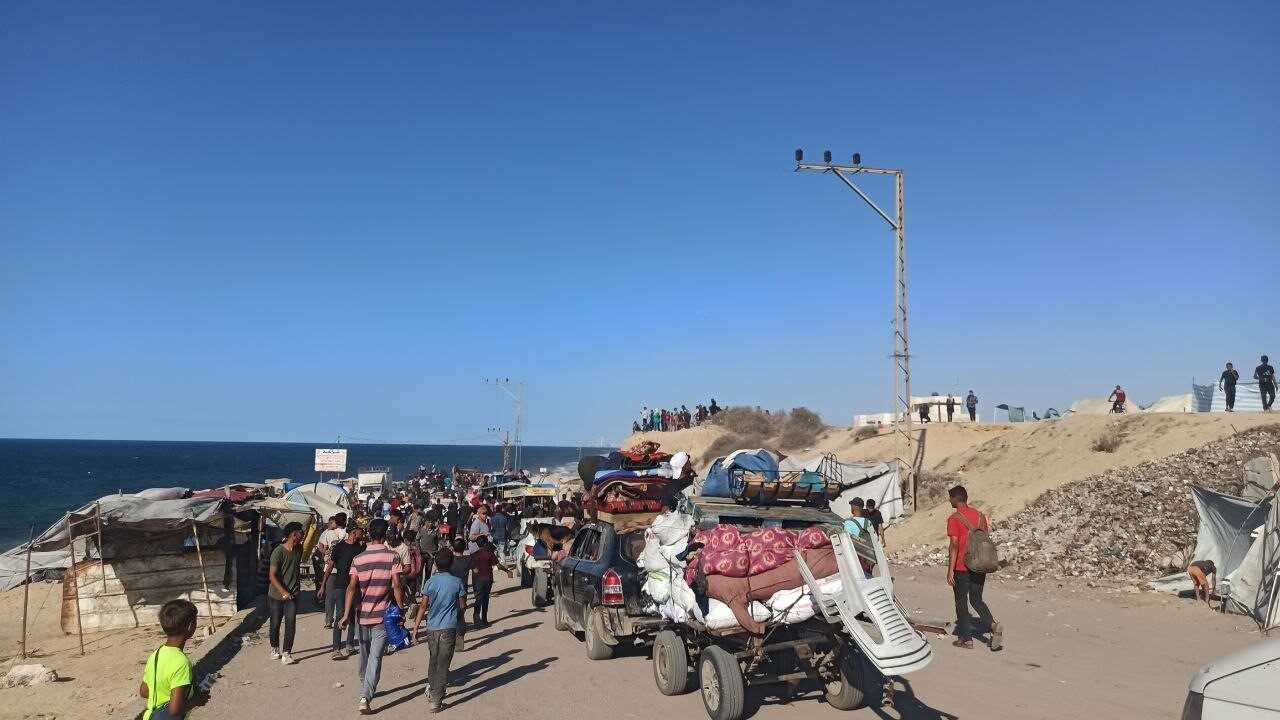 İsrail ile Hamas arasında yürürlüğe giren ateşkes sonrasında, on binlerce