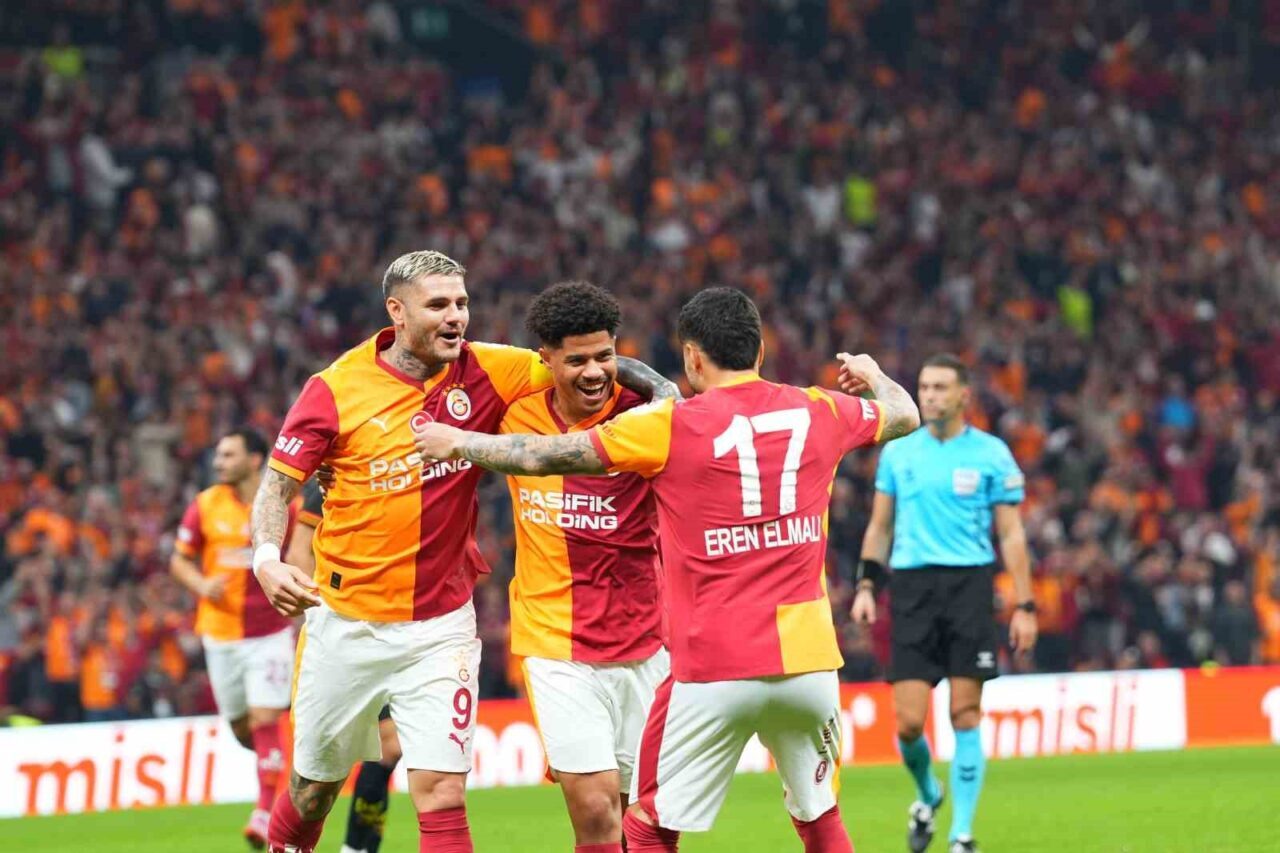 Galatasaray, Göztepe'yi 3-1 yenerek evindeki yenilmezlik serisini 31 maça çıkardı.