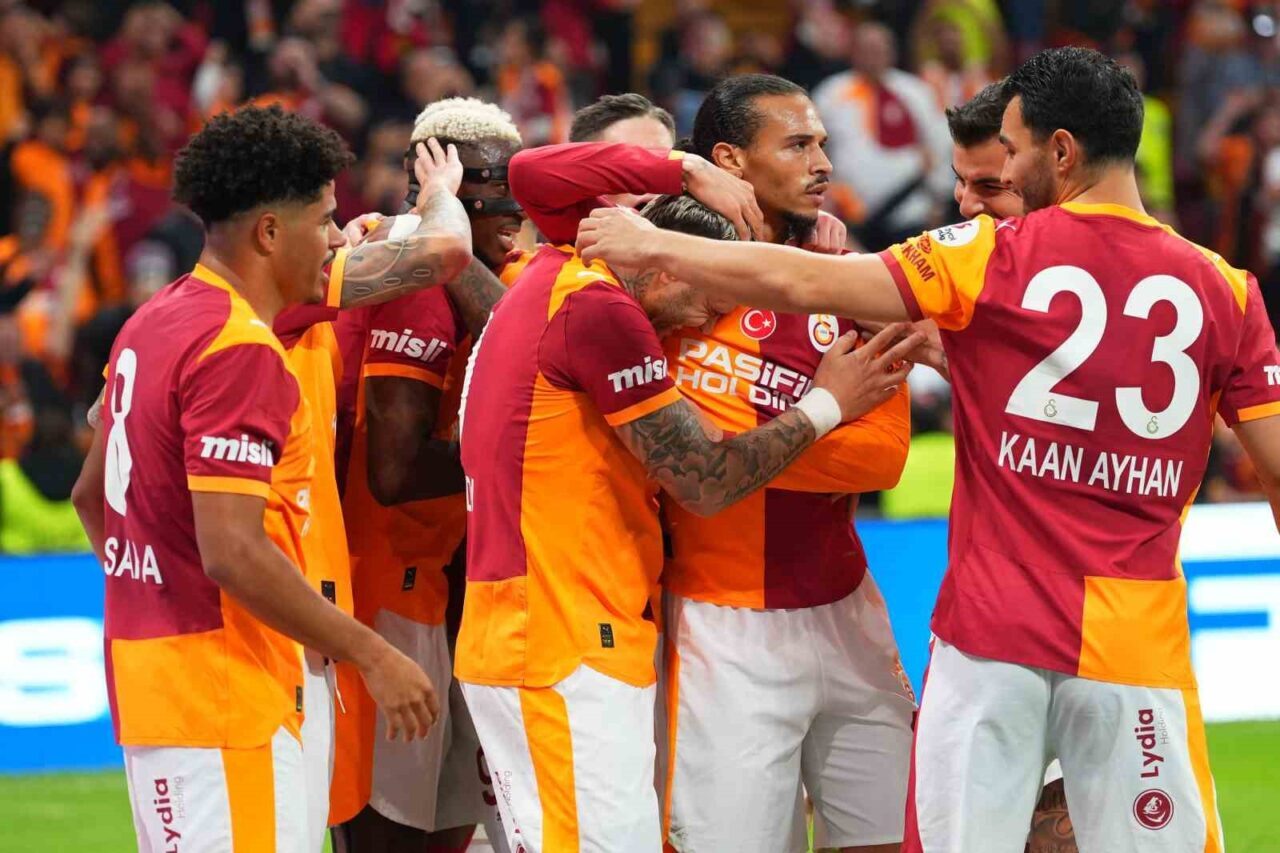 Galatasaray, Trendyol Süper Lig'in 10. haftasında Göztepe'yi 3-1 mağlup ederek