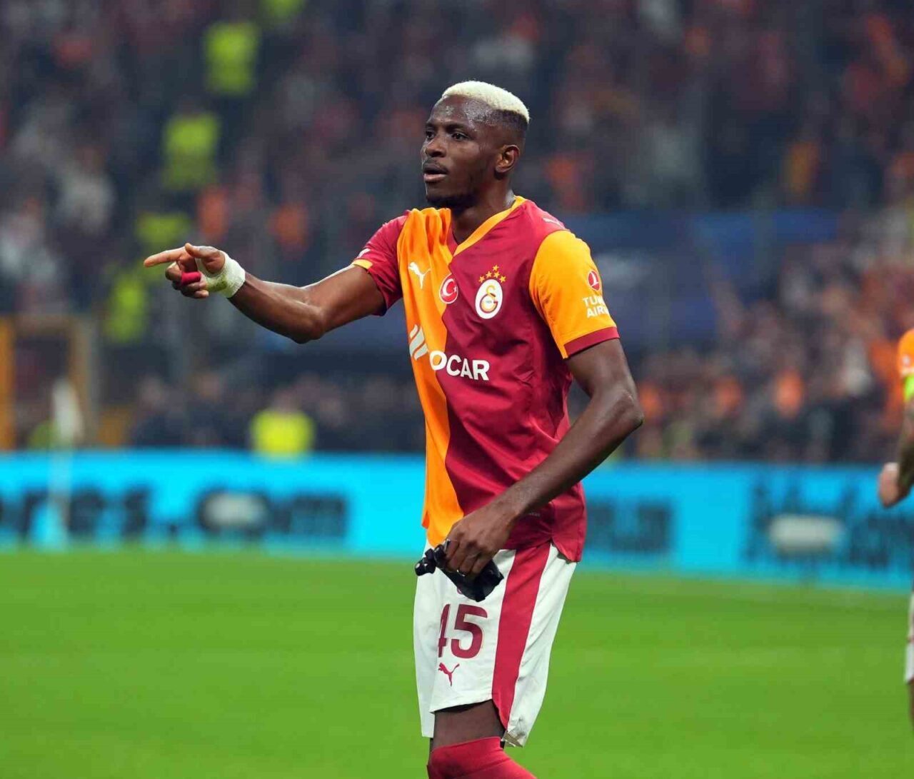 Galatasaray, UEFA Şampiyonlar Ligi'nde Bodo/Glimt’i 3-1 yenerken, Victor Osimhen maçın