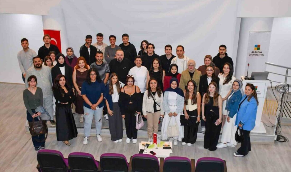 Alanya Üniversitesi, Dünya Aşçılar Günü Kapsamında Geleneksel Panel Düzenledi Alanya Üniversitesi, 20 Ekim Dünya Aşçılar Günü dolayısıyla "Aşçılığın Dünü,