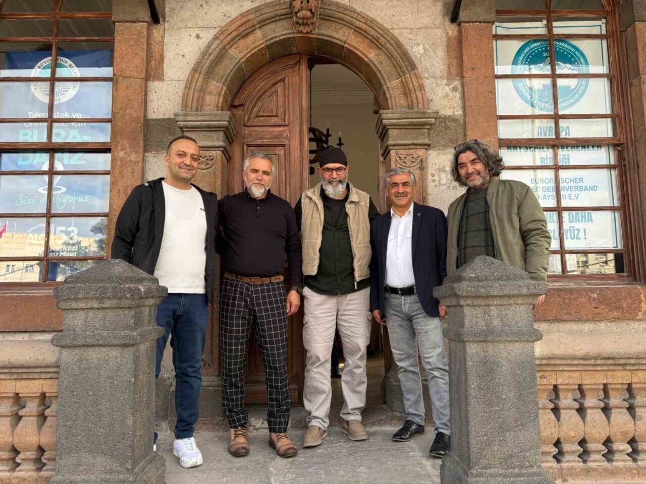 Gazeteci İhsan Kılıç, Kayseri'deki gurbetçilere yönelik bir çağrının ardından Avrupa