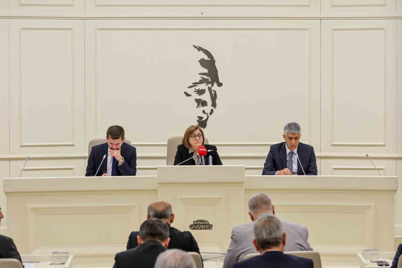 Gaziantep Büyükşehir Belediye Meclisi Ekim ayı toplantısında Avrupa Ödülü’nün kazanılması