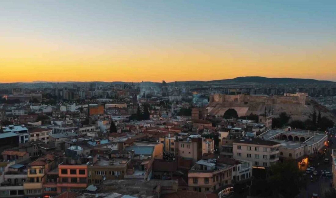 Gaziantep, tarihi yapıları ve zengin mutfağıyla yerli ve yabancı turistlerin