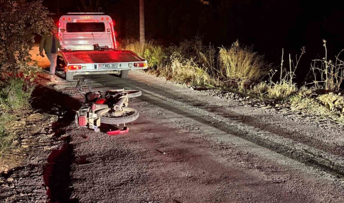 Antalya’da Motosiklet Devrildi, Sürücü Hastaneye Sevk Edildi; Alkollü Olduğu Belirlendi Antalya'nın Gazipaşa ilçesinde V.A., kullandığı motosikletin devrilmesi sonucu yaralandı. Olay