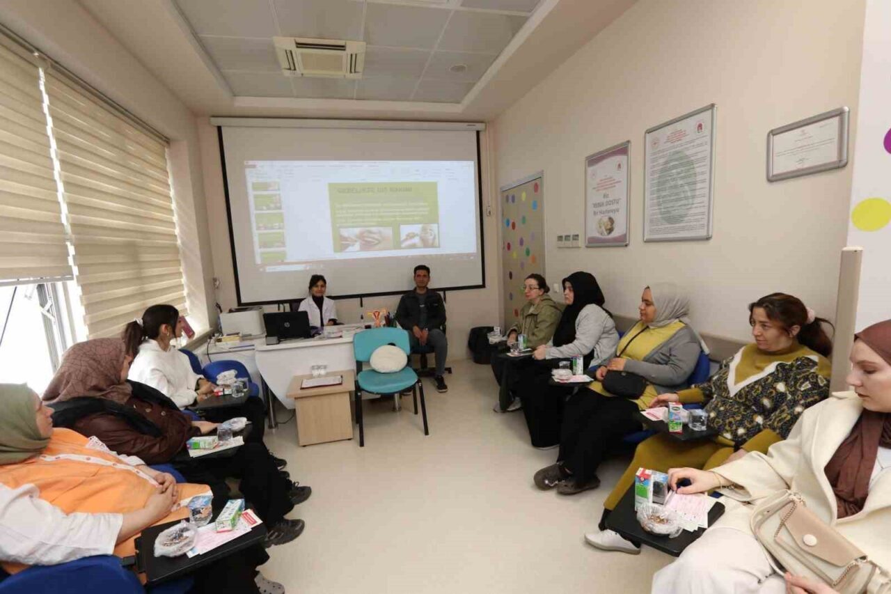 Amasya Üniversitesi Sabuncuoğlu Şerefeddin Eğitim ve Araştırma Hastanesi'nde düzenlenen gebe