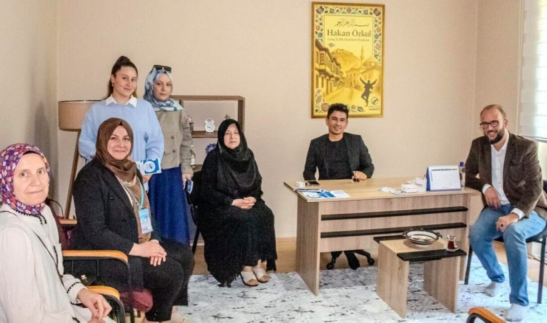 Kütahya Genç İyilik Derneği, 81 Şehir 81 STK Fuarı’nda Kütahya’yı Temsil Edecek Kütahya Genç İyilik Derneği, "81 Şehir 81 STK Fuarı"na katılacak.