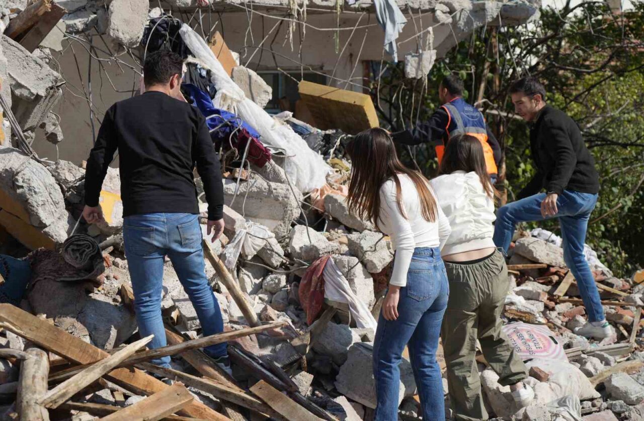 Kırıkkale'de, İçişleri Bakanlığı'nın 2025 Tatbikat Programı çerçevesinde gerçekleştirilen deprem tatbikatı,