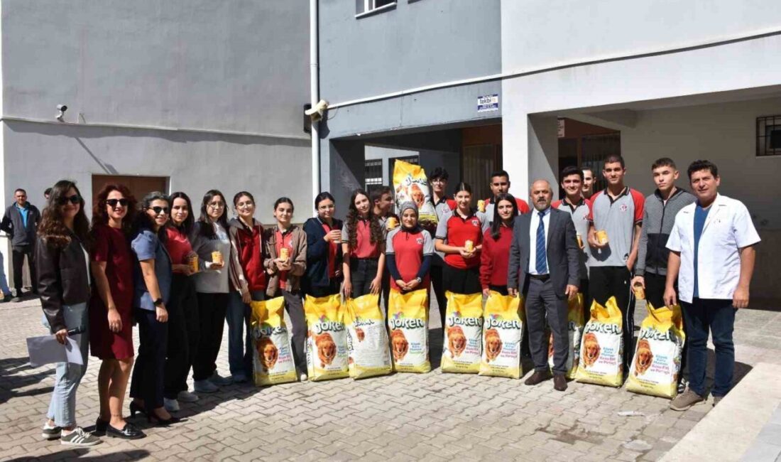 Germencik Anadolu Lisesi öğrencileri, 4 Ekim Hayvanları Koruma Günü kapsamında