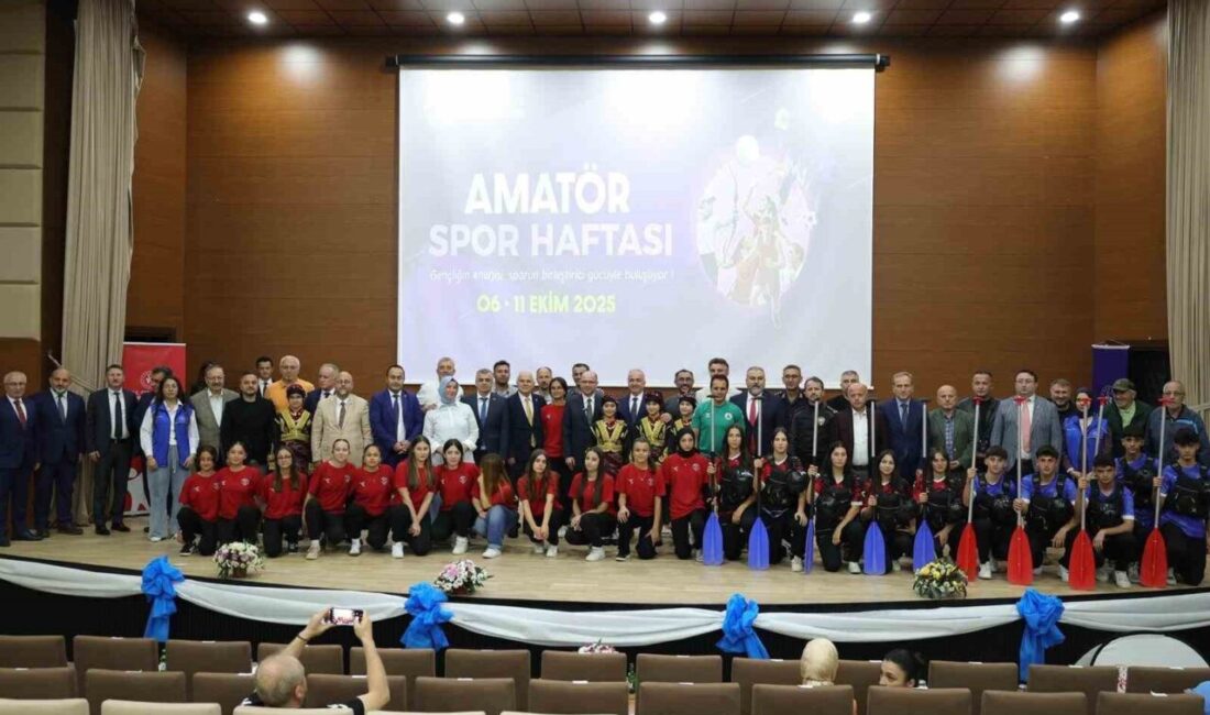 Giresun'da düzenlenen "Amatör Spor Haftası ve 2025-2026 Eğitim Öğretim Yılı