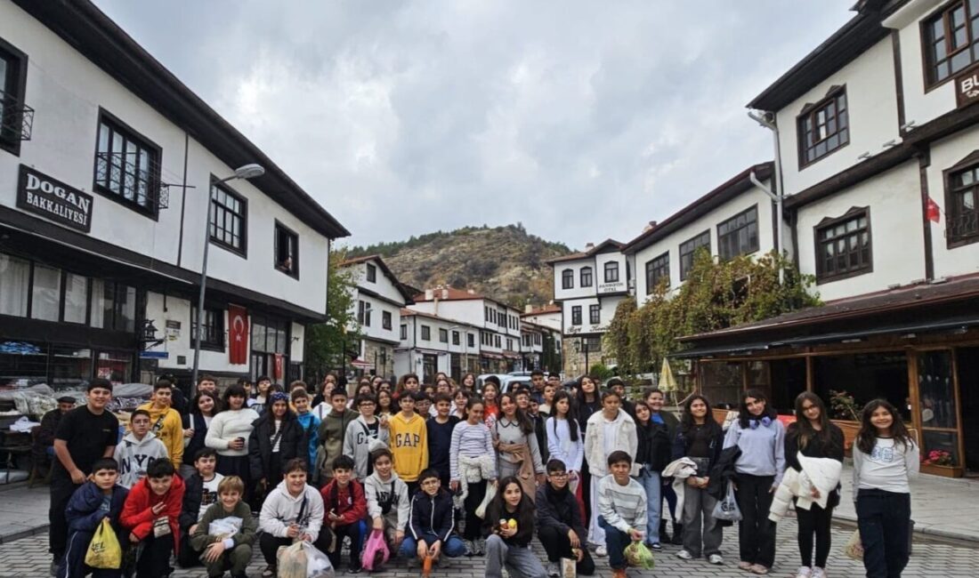 Gaziantep Kolej Vakfı Öğrencileri, Anadolu’yu Keşfe Çıktı: Doğal Güzellikler ve Ekosistem İncelemeleri Gerçekleşti Gaziantep Kolej Vakfı Özel Ortaokulu öğrencileri, çevresel farkındalık amacıyla Anadolu'yu
