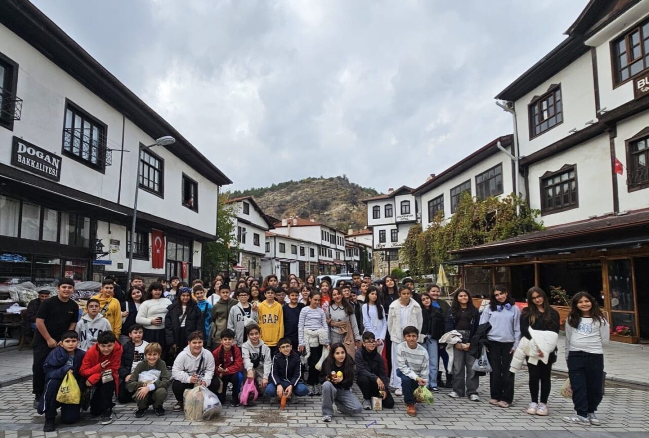 Gaziantep Kolej Vakfı Özel Ortaokulu öğrencileri, Biyoçeşitlilik Temalı Gezi'de Anadolu'yu