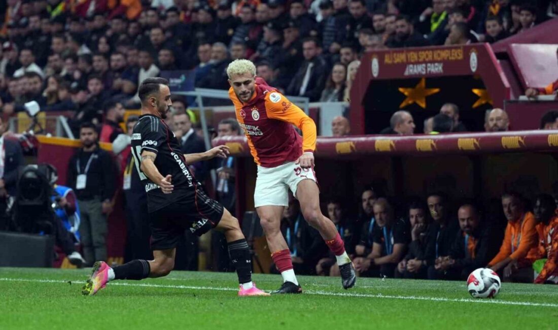 Beşiktaşlı Gökhan Sazdağı, Galatasaray ile oynanan derbide gördüğü sarı kart