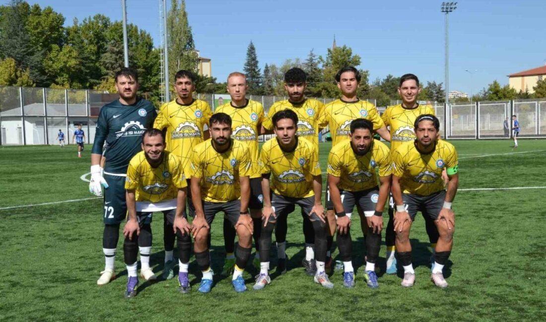 Gökhan Yeşilbaş, EMT Döğergücü FK’nın Kayseri Esen Metal SK karşısındaki 5 gollü zaferinde yıldızlaştı EMT Döğergücü FK'nın forveti Gökhan Yeşilbaş, Kayseri Esen Metal SK