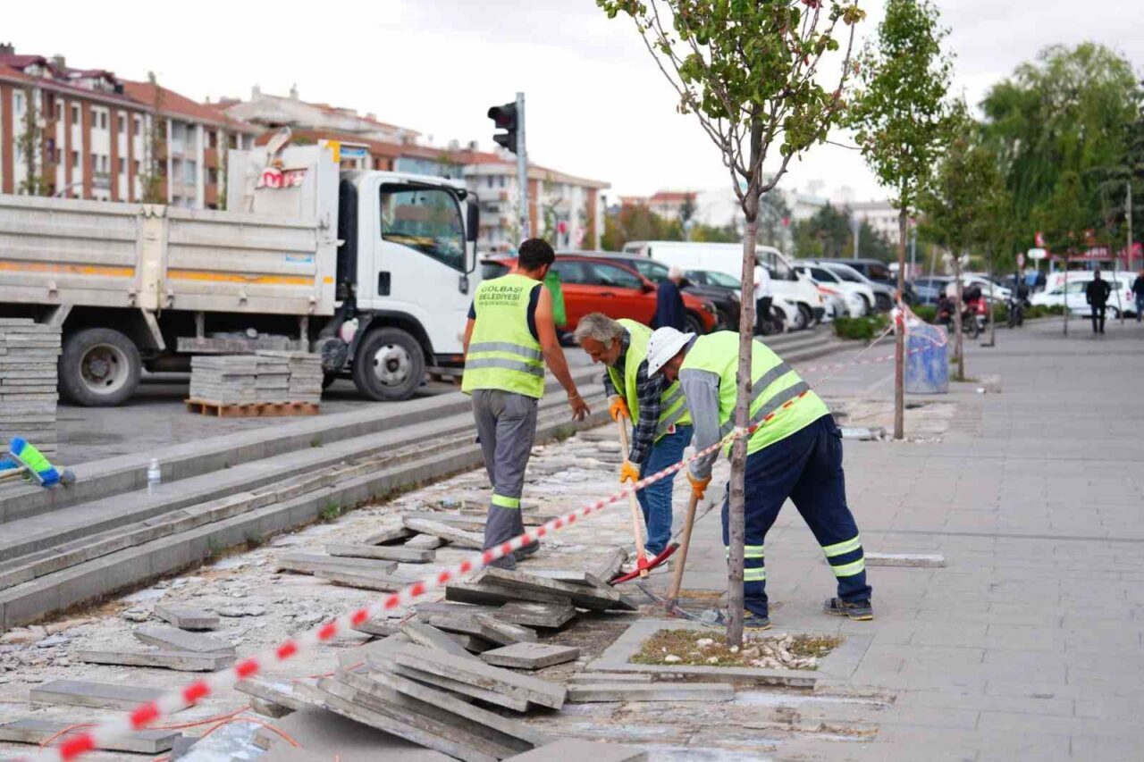 Gölbaşı Belediyesi, Ankara Caddesi'ndeki trafik ve park sorunlarına kalıcı çözümler
