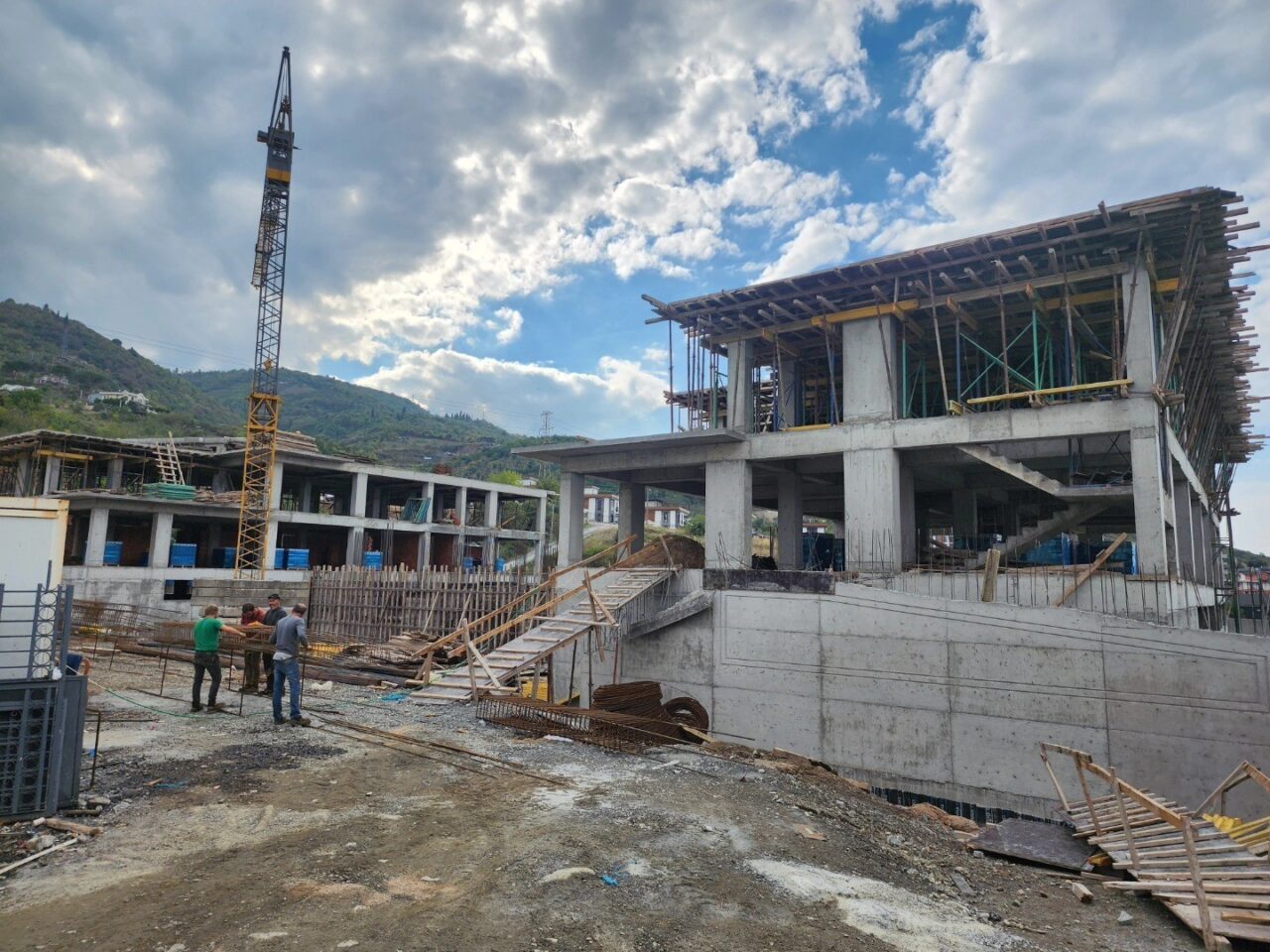 Gölcük’te yeniden inşa edilen Barbaros Hayrettin Anadolu Lisesi ve Şehit