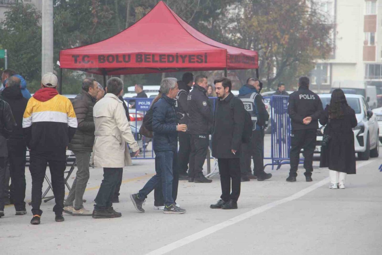 Bolu'da 78 kişinin yaşamını yitirdiği Grand Kartal Otel yangını davasının