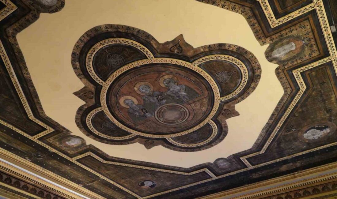 Fener Rum Okulu, Güçlendirme Çalışmaları İçin 90 Gün İçinde Boşaltılacak İstanbul İl Milli Eğitim Müdürü Murat Mücahit Yentür, 571 yıllık