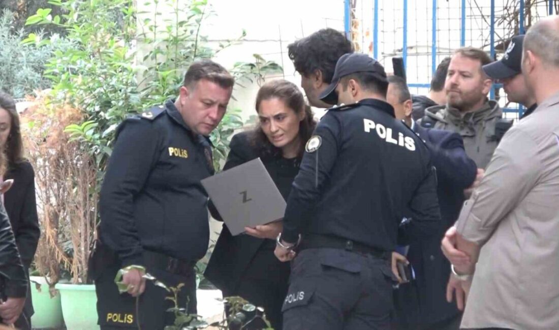 Güllü’nün Ölüm Nedeni Yüksekten Düşme Olarak Belirlendi Arabesk sanatçısı Gül Tut, bilinen adıyla Güllü'nün ölüm raporu açıklandı.